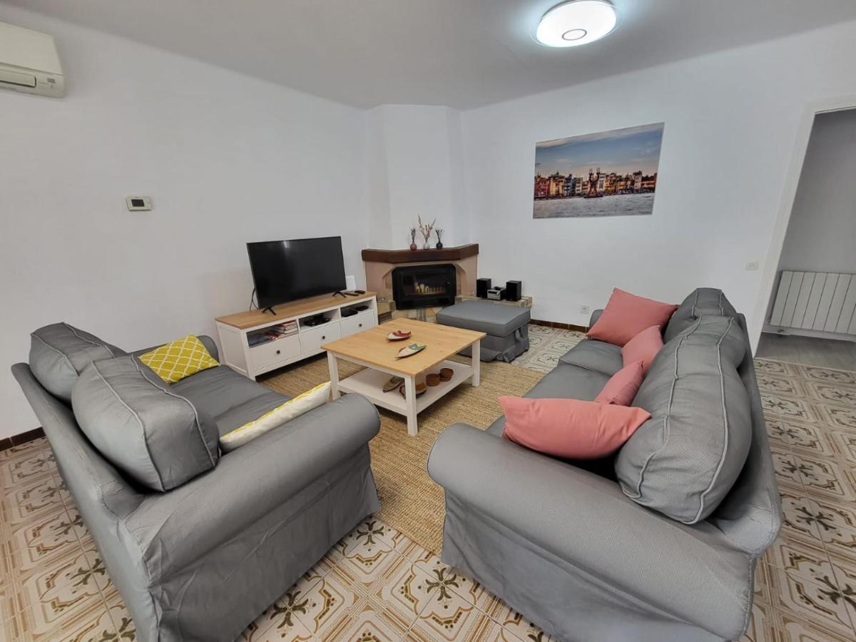 Torredembarra Cosy, Well Equipped House, 5 Min. From The Beach エクステリア 写真