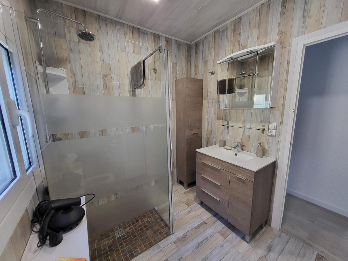 Torredembarra Cosy, Well Equipped House, 5 Min. From The Beach エクステリア 写真