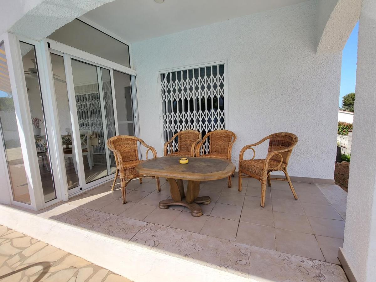 Torredembarra Cosy, Well Equipped House, 5 Min. From The Beach エクステリア 写真